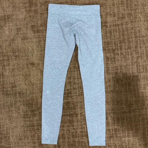 Grey Ivivva leggings - Picture 3 of 3